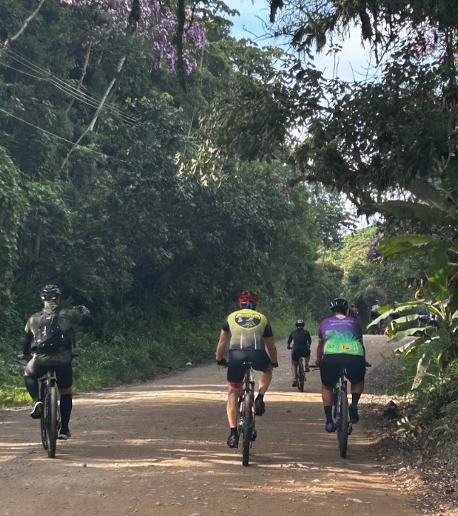 Estrada de Manutenção — Rota Márcia Prado — foto 12